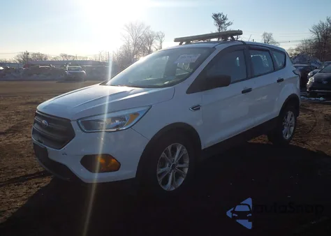2017 Ford Escape S z USA, uszkodzony, nr VIN 1FMCU0F79HUC36913